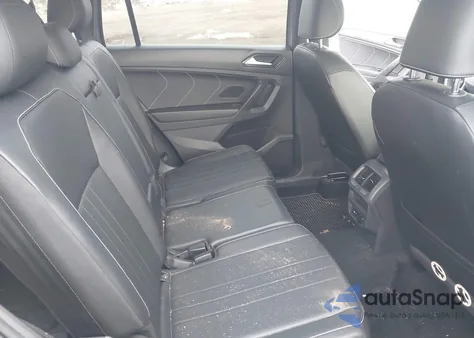 2022 Volkswagen Tiguan 2.0T Se R-Line Black из США, поврежденный, VIN 3VV8B7AX7NM133264